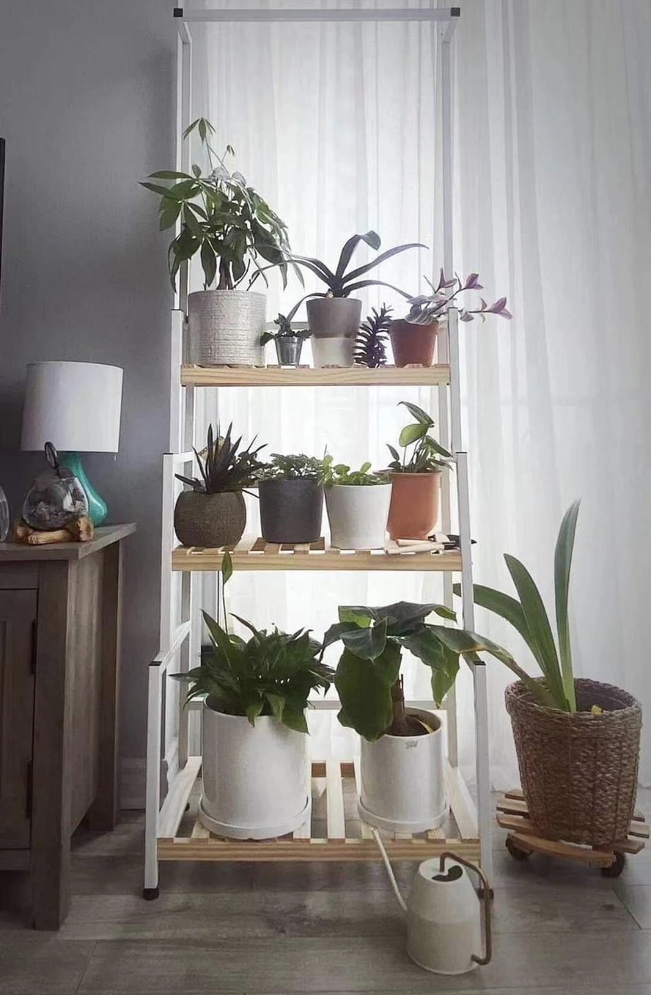 plant shelf - white metal and bamboo - photo 2