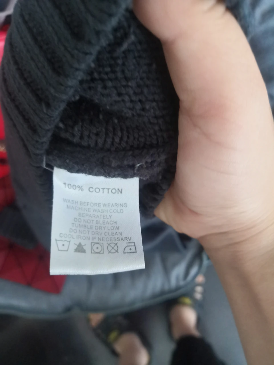 Women sweater - photo 2