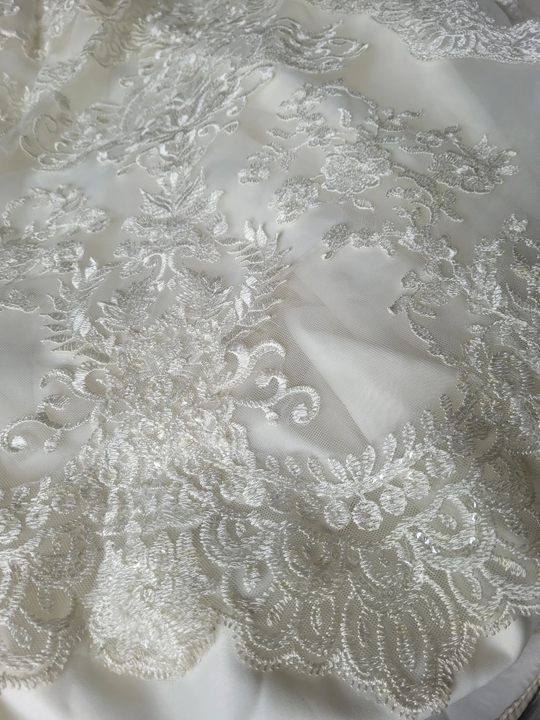 Winter/ autumn wedding dress with pockets image indicator(8)