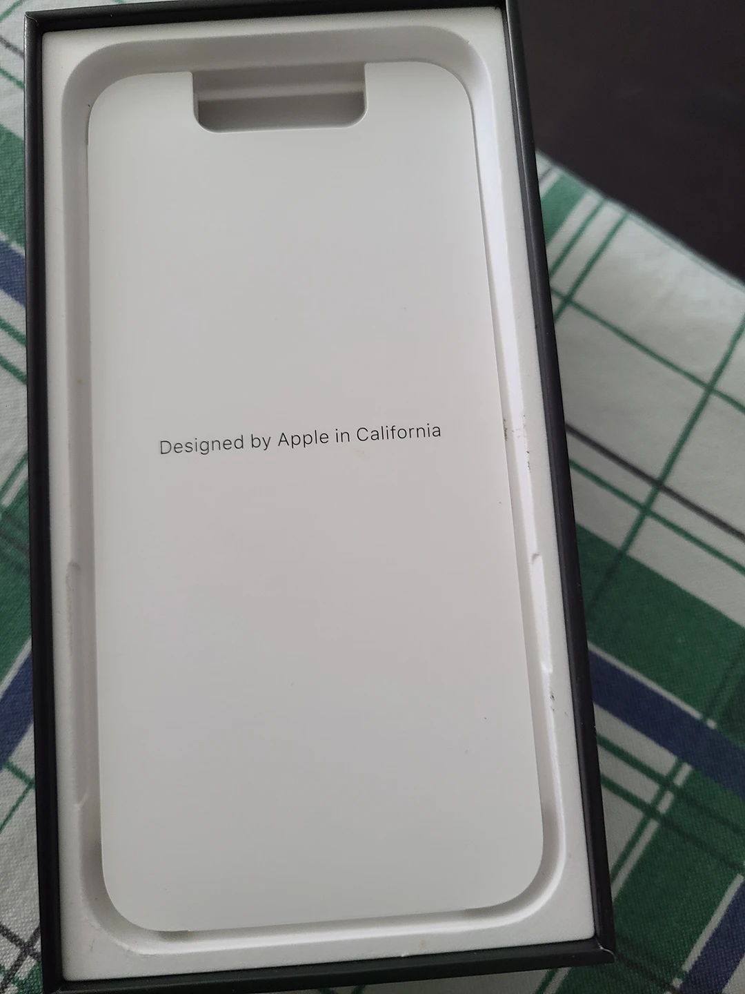 iphone 11 pro 256gb UNLOCKED to all carriers image indicator(2)