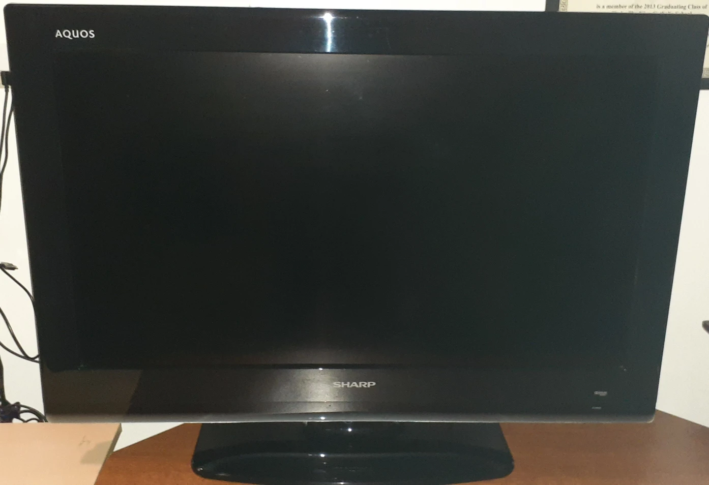 Sharp Aquos 32" TV