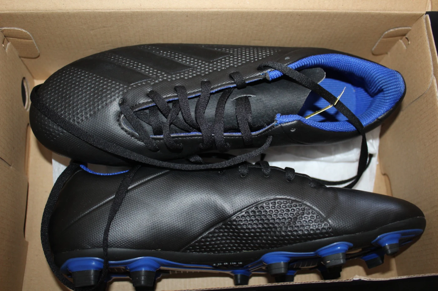 8.5 US Size Adidas X18.4 FG Soccer cleats