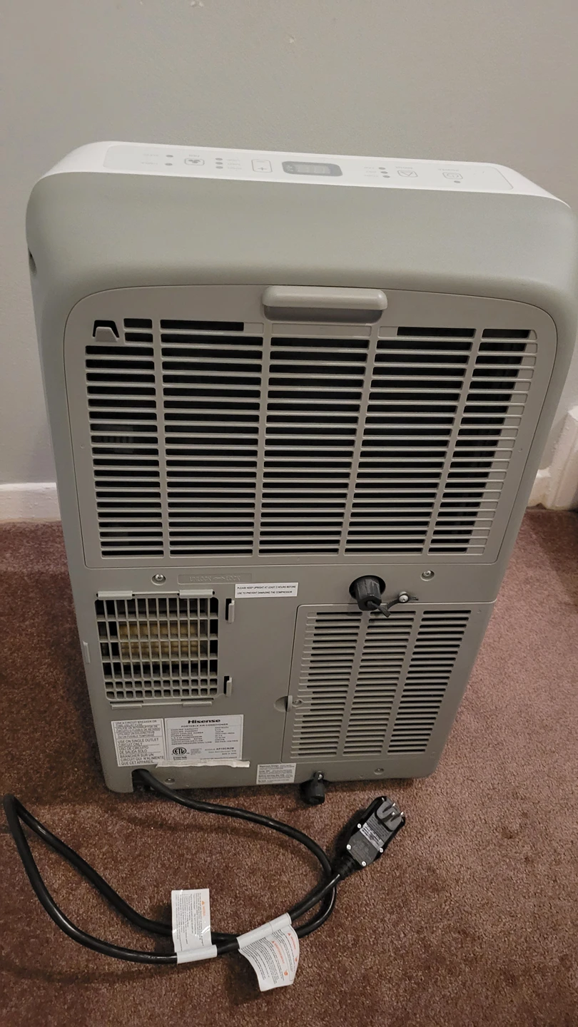 Hisense portable AC unit only used a few times - photo 2