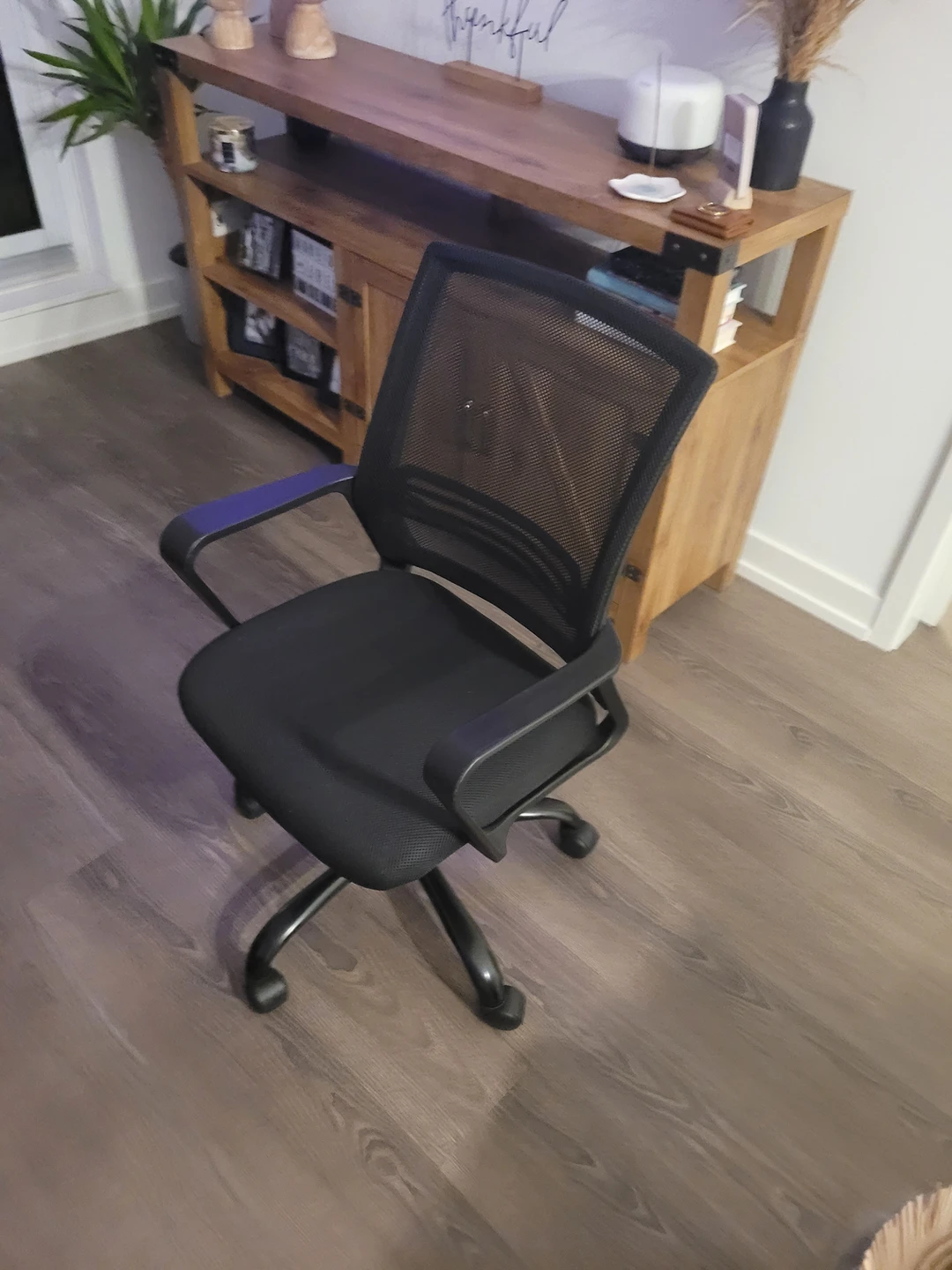 Black office chair - photo 2