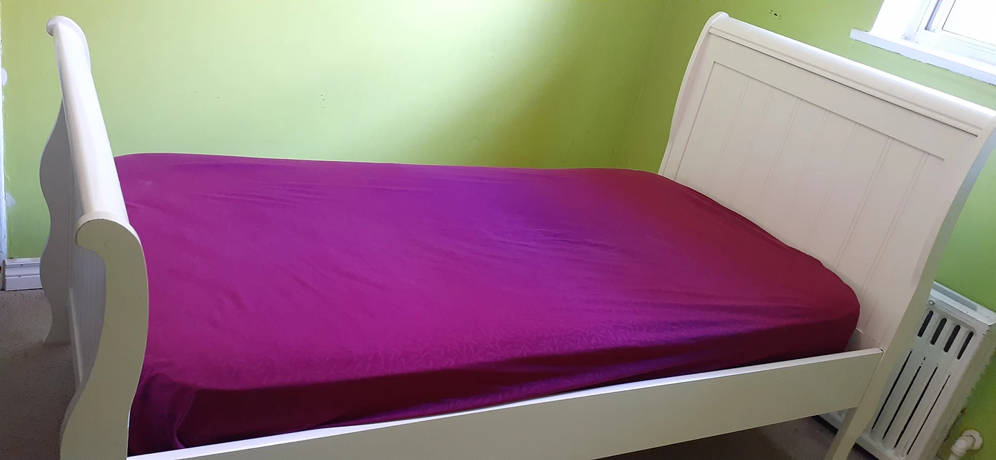 wooden white bed frame with mattress twin/single