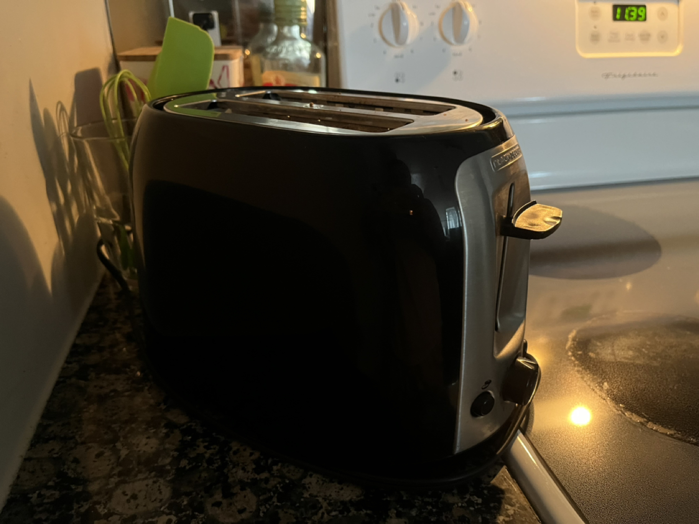 Black and decker toaster