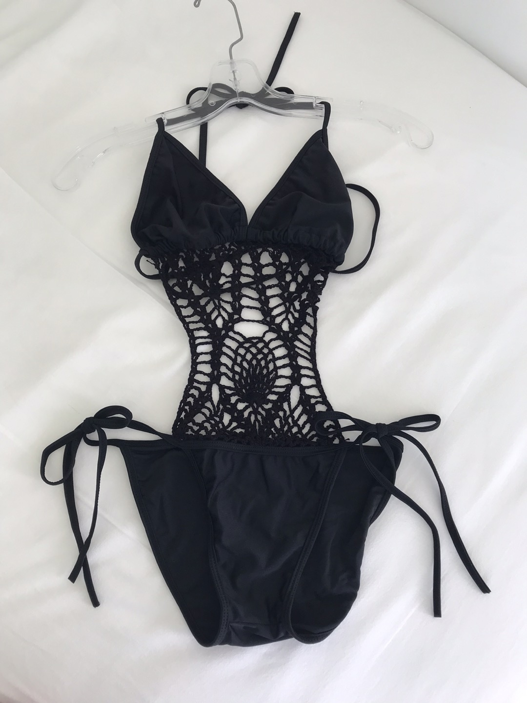 New) Swimsuit thumbnail