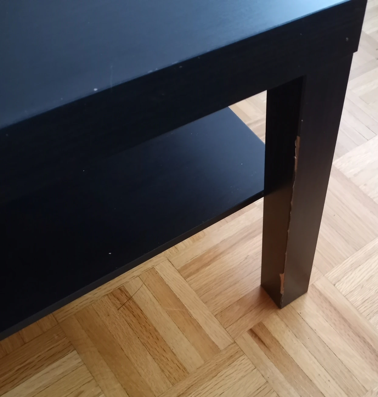 coffee table - photo 3