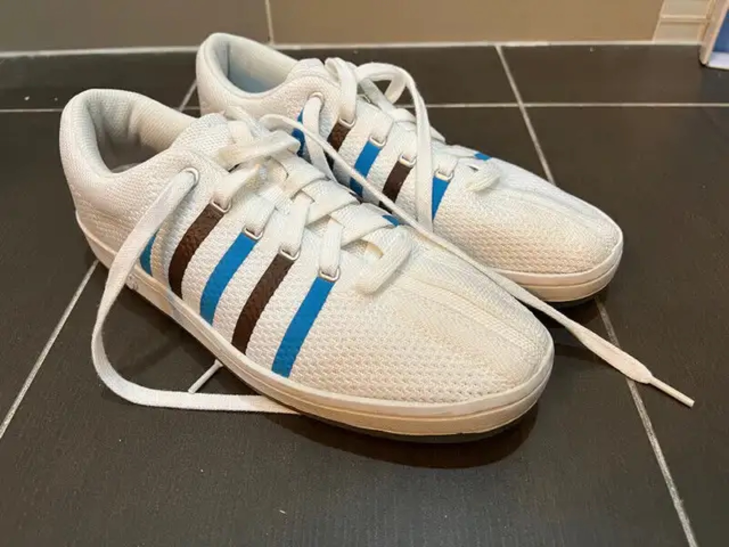GARY VEE X KSWISS Like NEW Men's Sneaker's Size 9.5 thumbnail