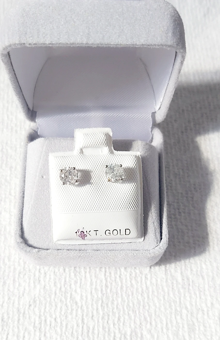 .9ct diamond earrings