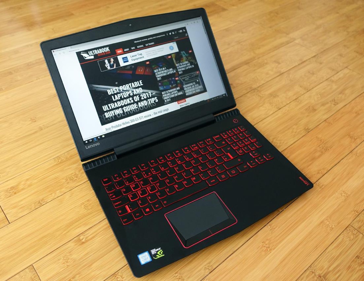 Lenovo Y520-15IKBN Gaming Laptop image indicator(2)