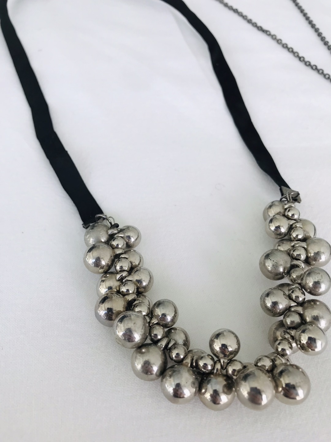 Long Necklace image indicator(2)