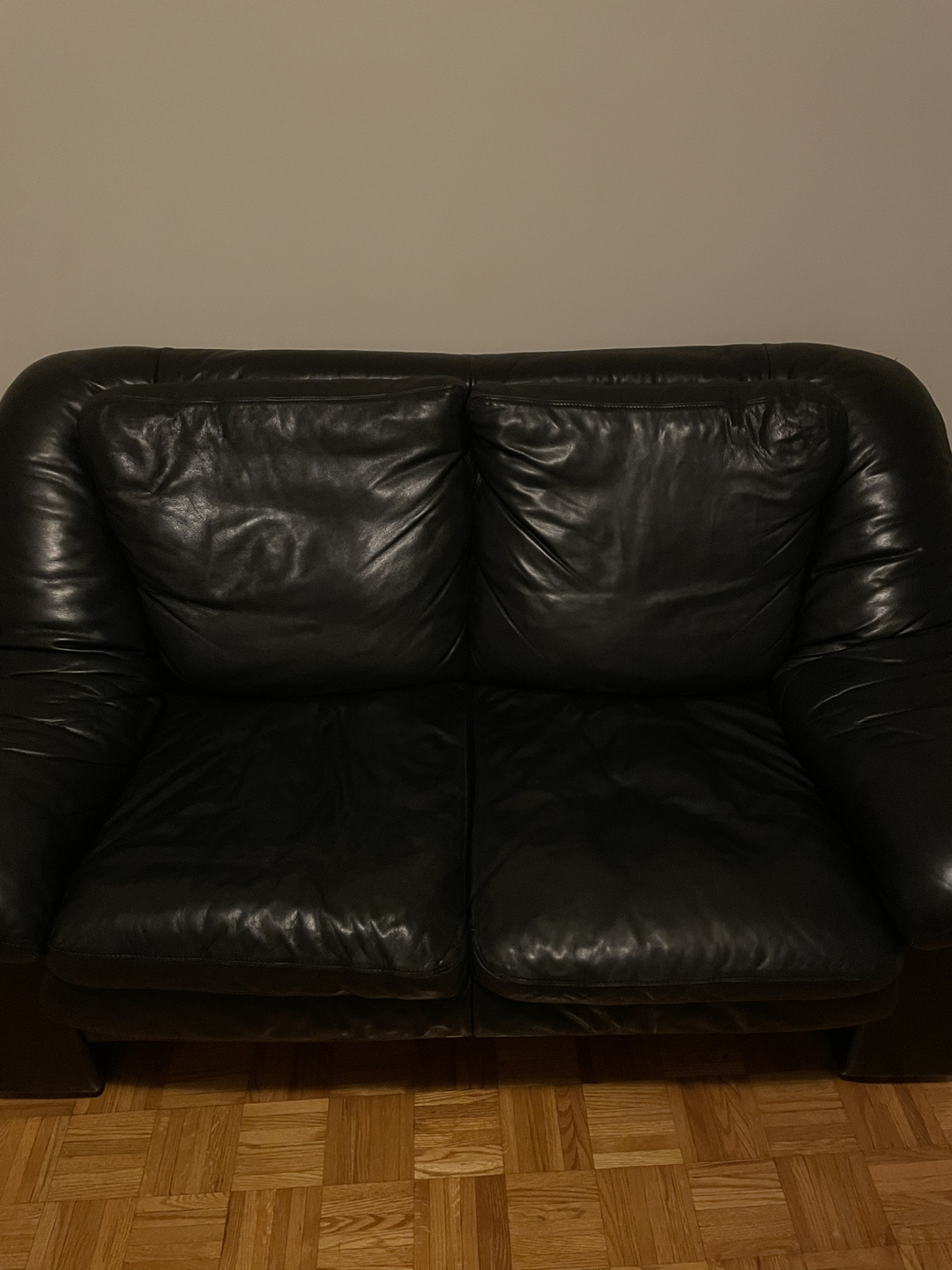 Black leather 3 seat + 2 seat sofas - photo 4