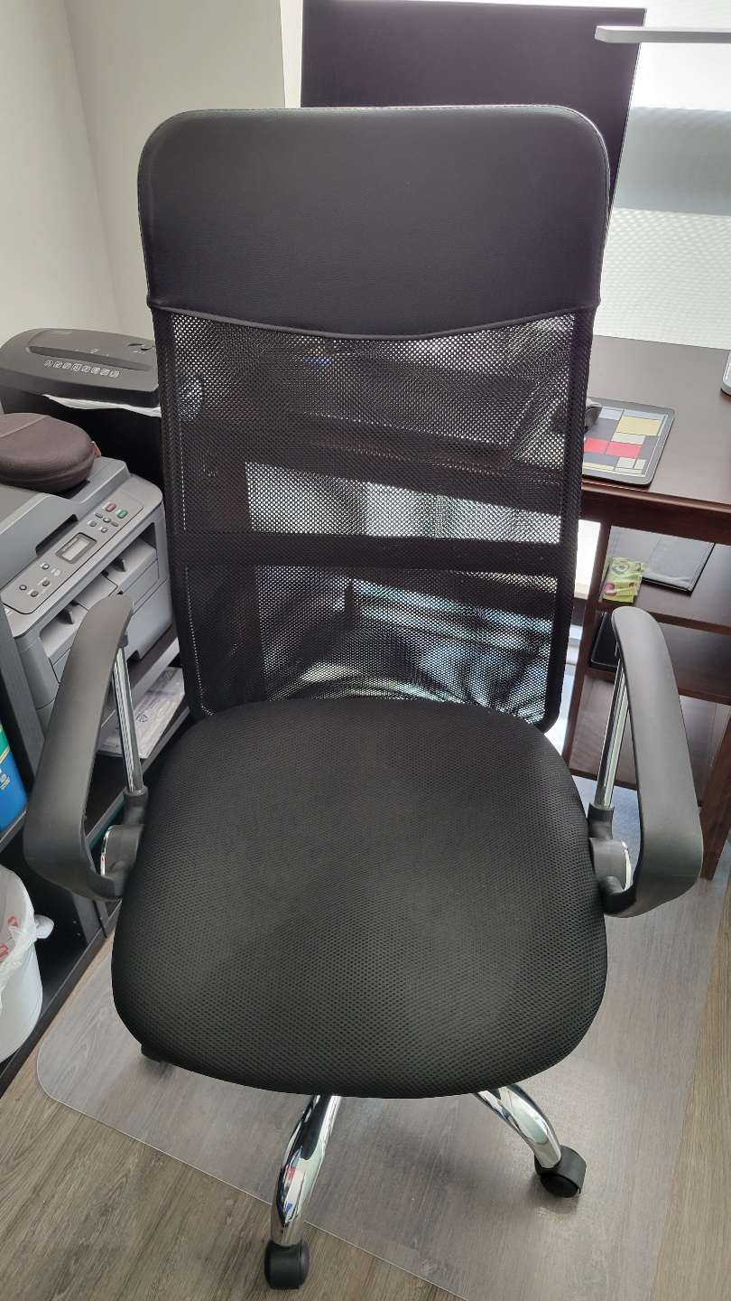 Office chair & desk for $120 - $70 separately - photo 2
