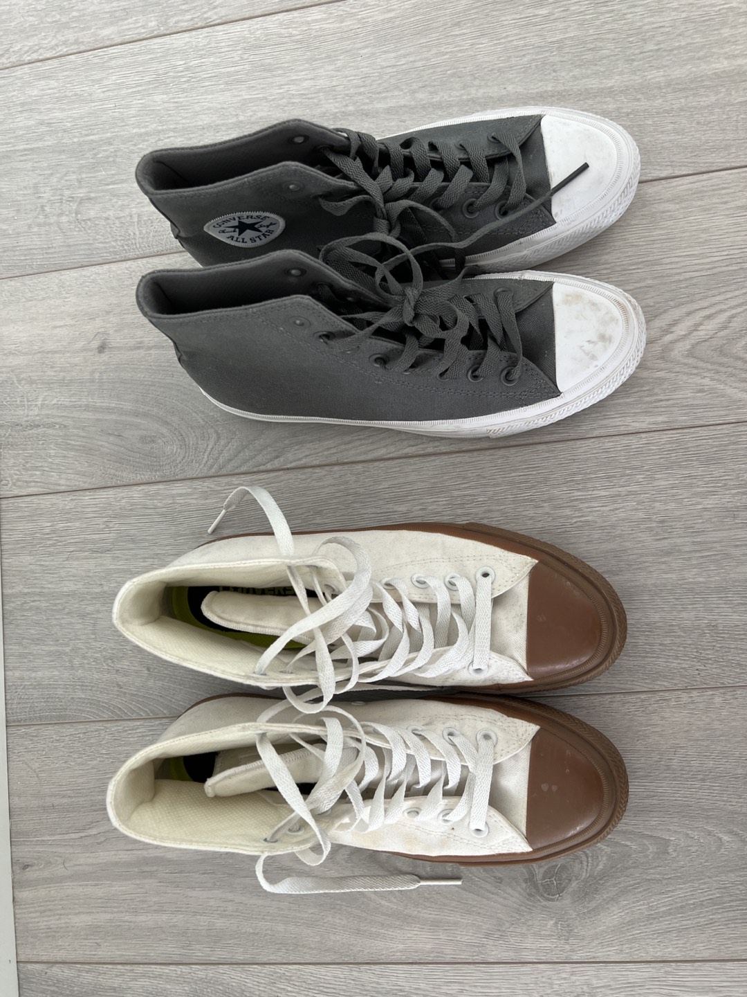 Converse Hi-tops - Size 7M 9W