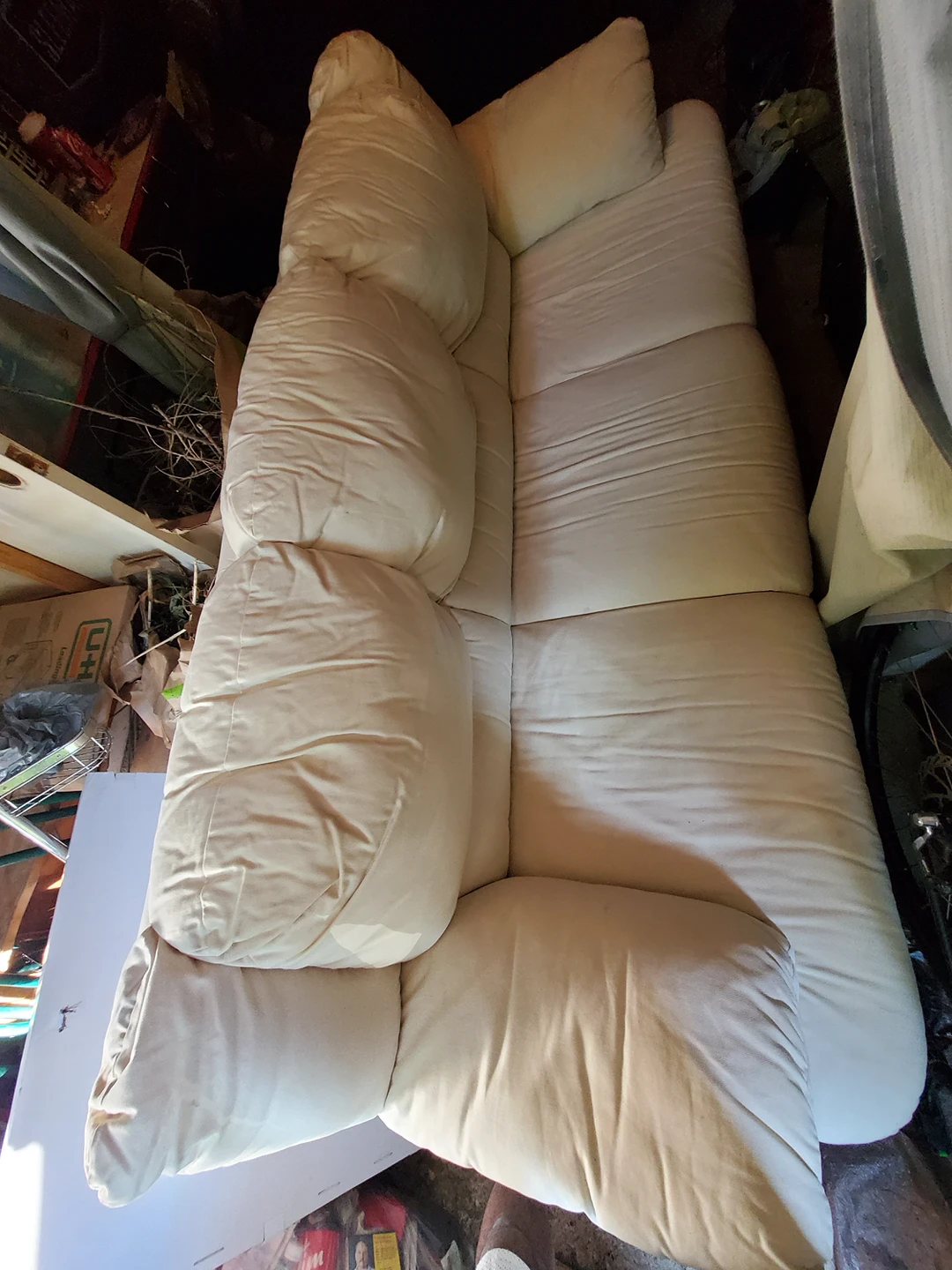 barely used 3 seater couch - photo 2