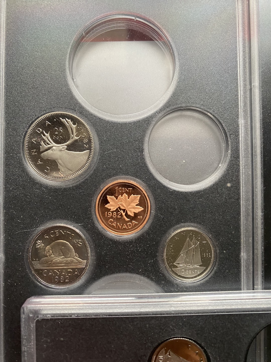 9 Partial Canada Specimen UNC coin sets 1970s/80s🍀 image indicator(8)