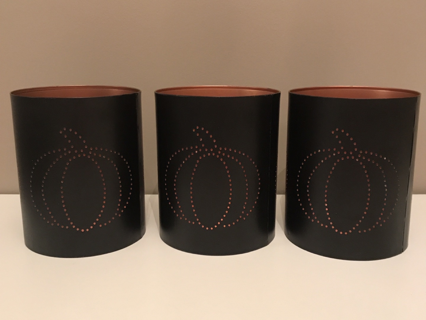 Halloween candle holder with pumpkin design thumbnail