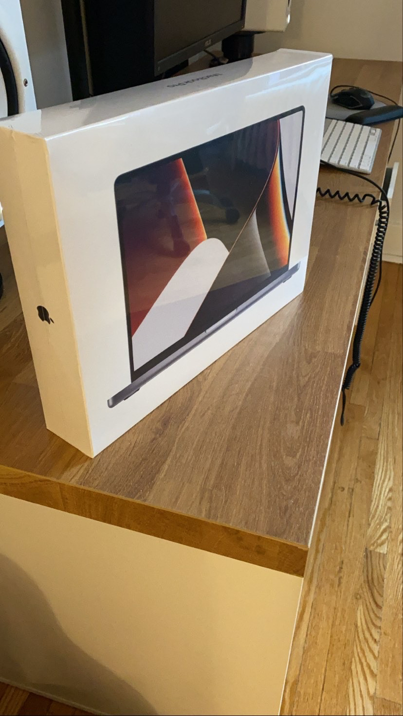 M1 Pro Macbook Base Model 16gb 512gb
