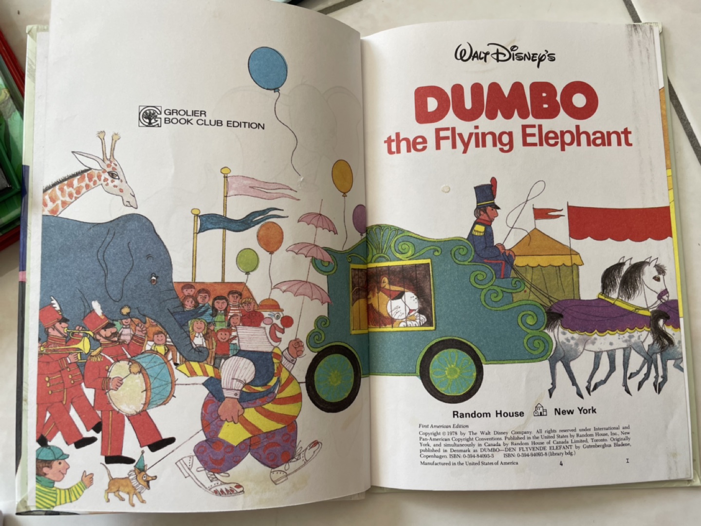 4 kids story books - photo 2