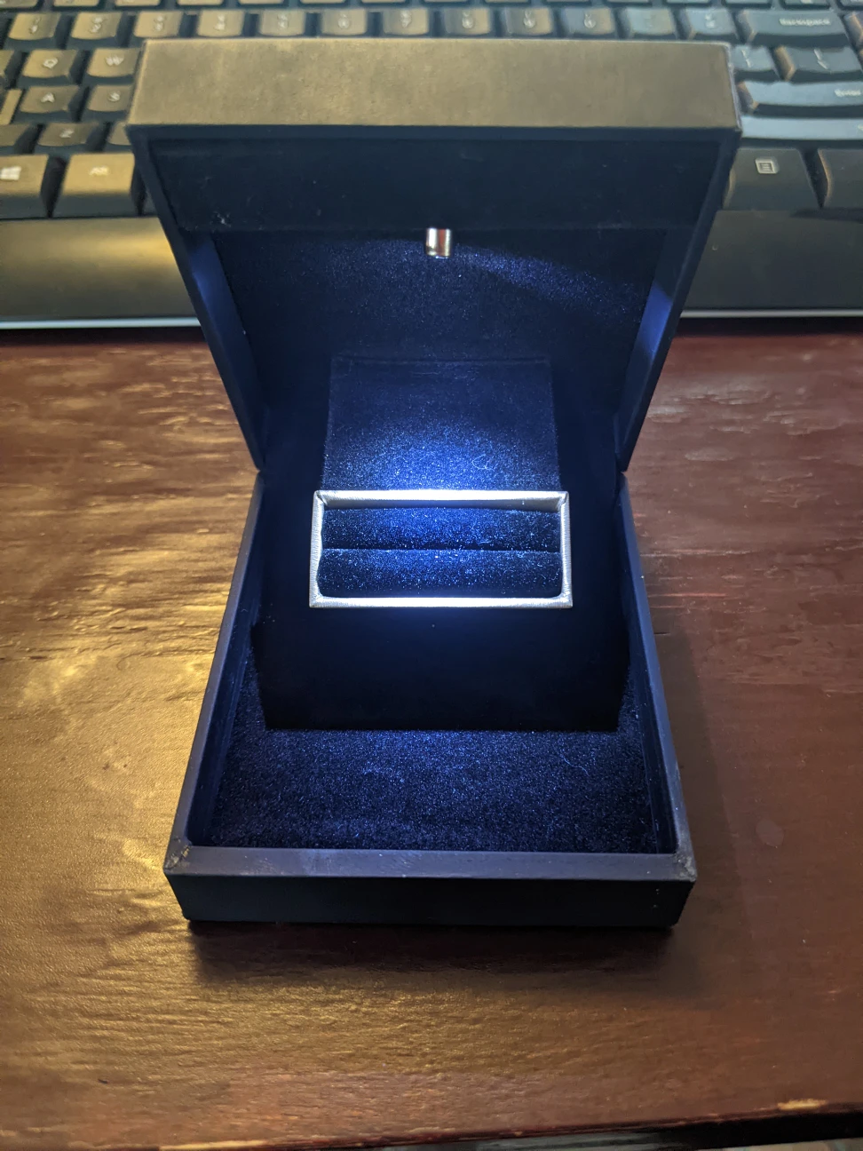 FREE
Light Up Ring Box thumbnail