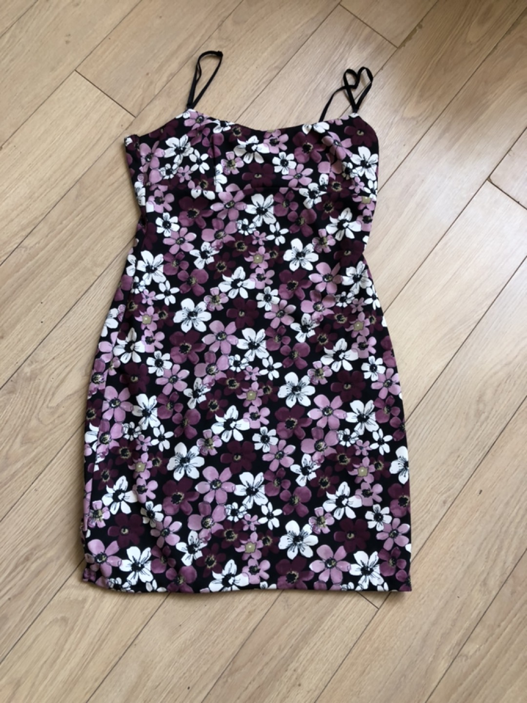 Floral dress in exchange for donation thumbnail