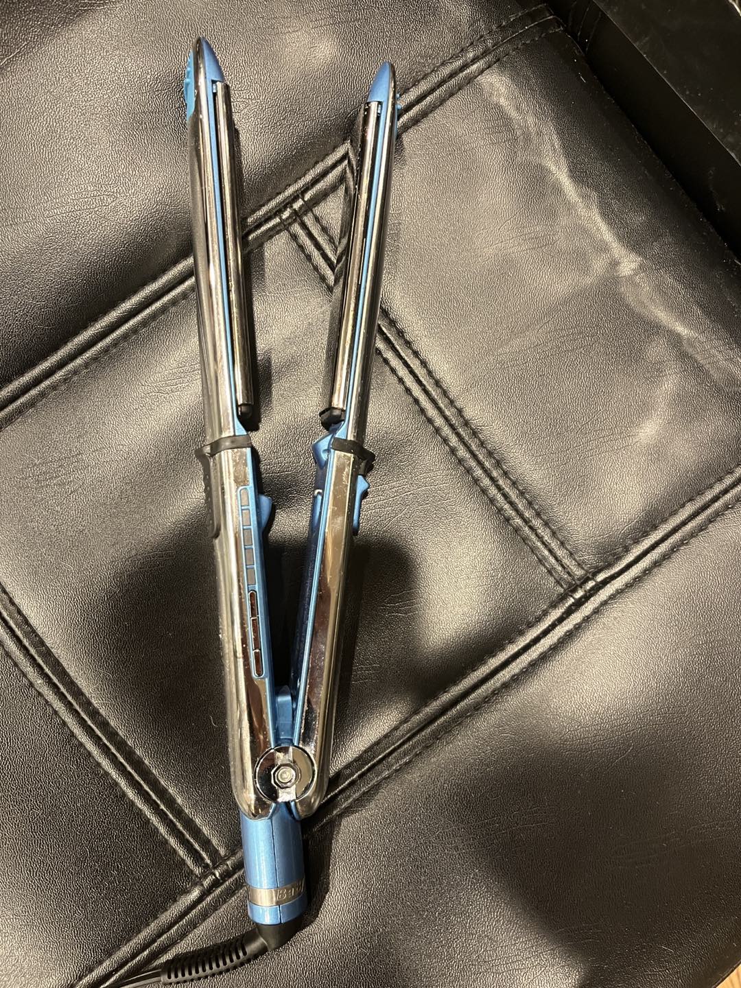 babyliss pro stainless flat iron and revlon hairdryer brush - photo 2