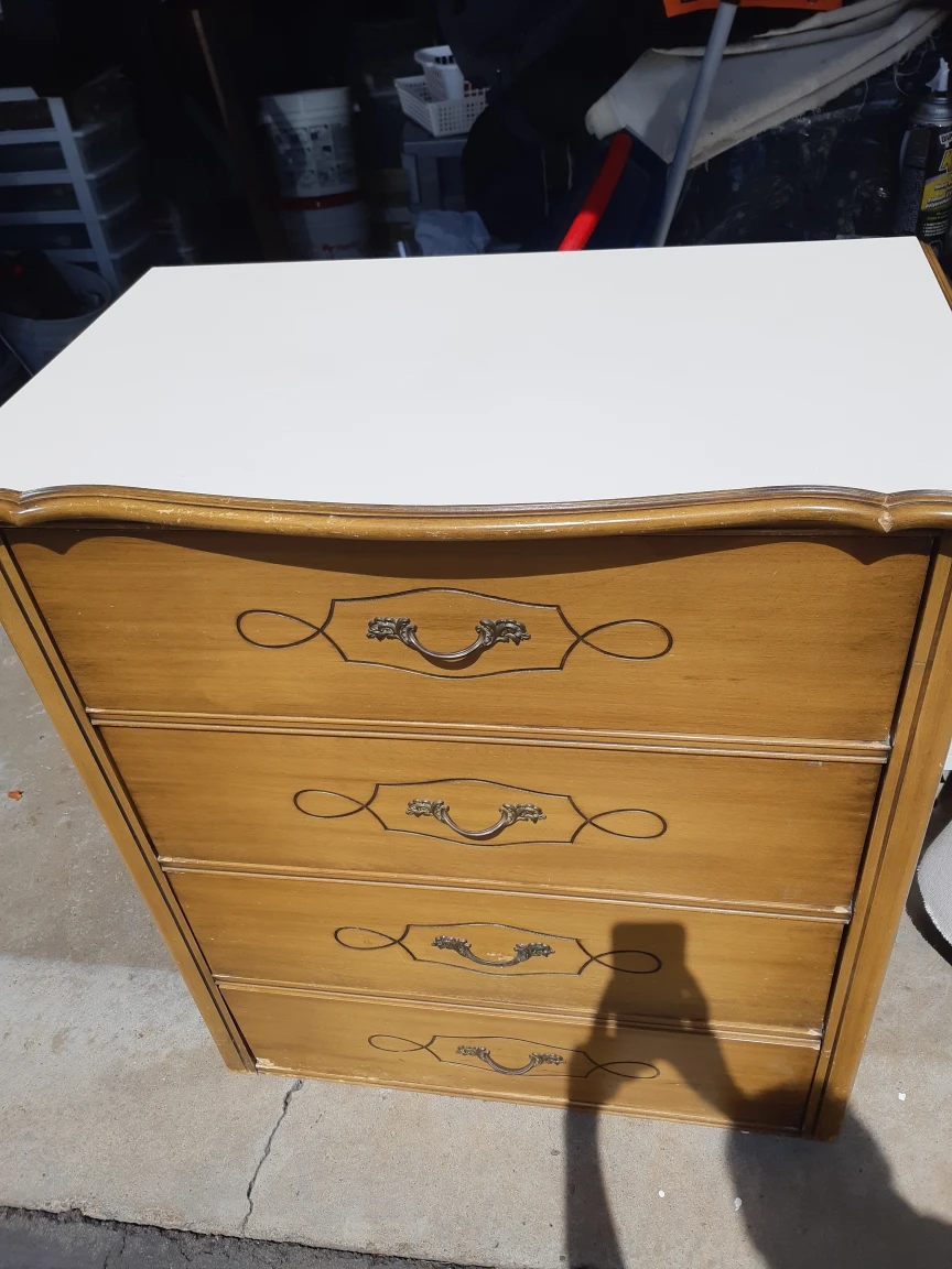 dresser - photo 2