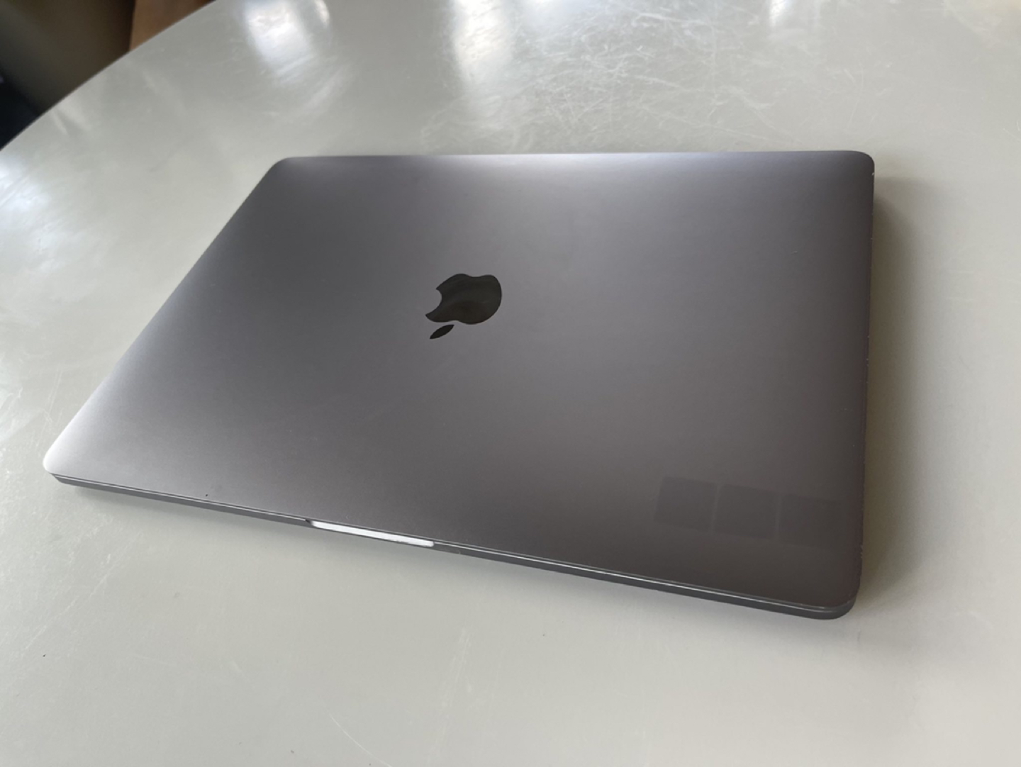 MacBook Pro 13 inch 2016 - photo 2