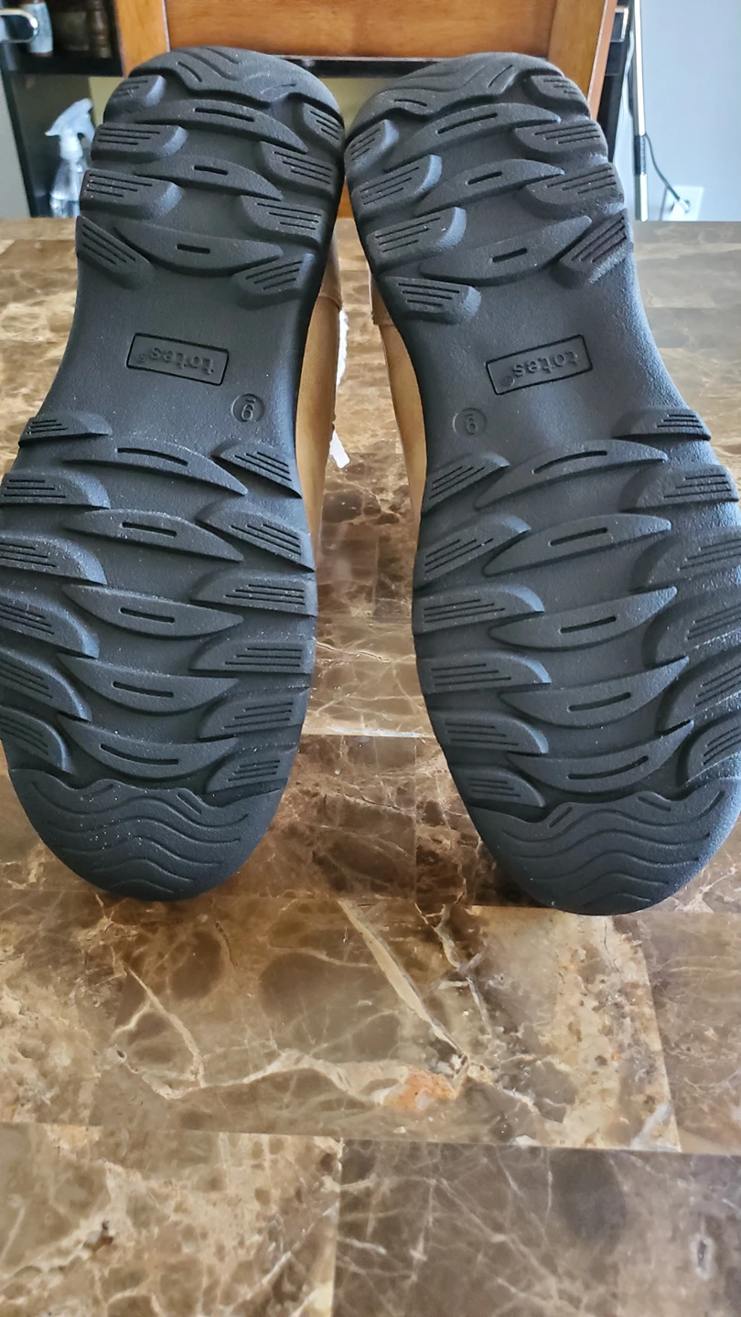 Womens All Weather Boots Size 9 - photo 3