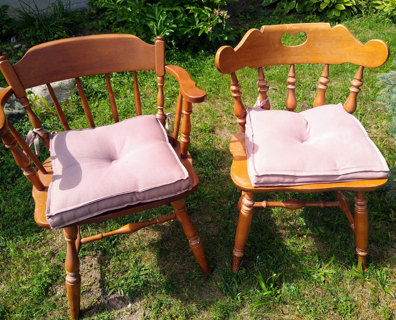 Solid Oak Wood Chair with Armrests thumbnail
