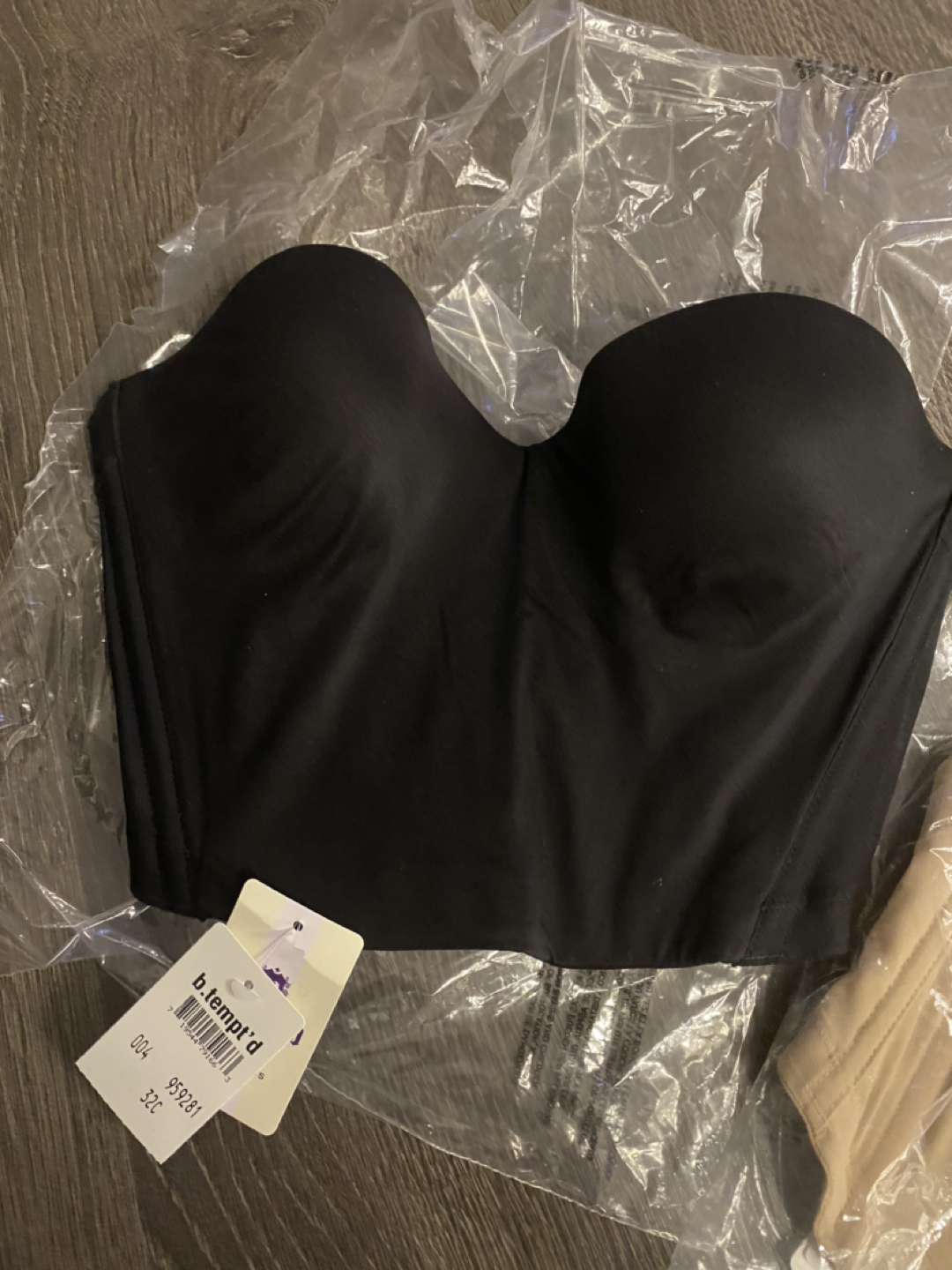 2 B.Tempt’D by Wacoal Future Foundation Backless & Strapless