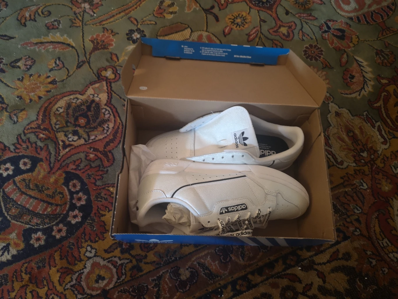 (new) Women Adidas continental 80 W