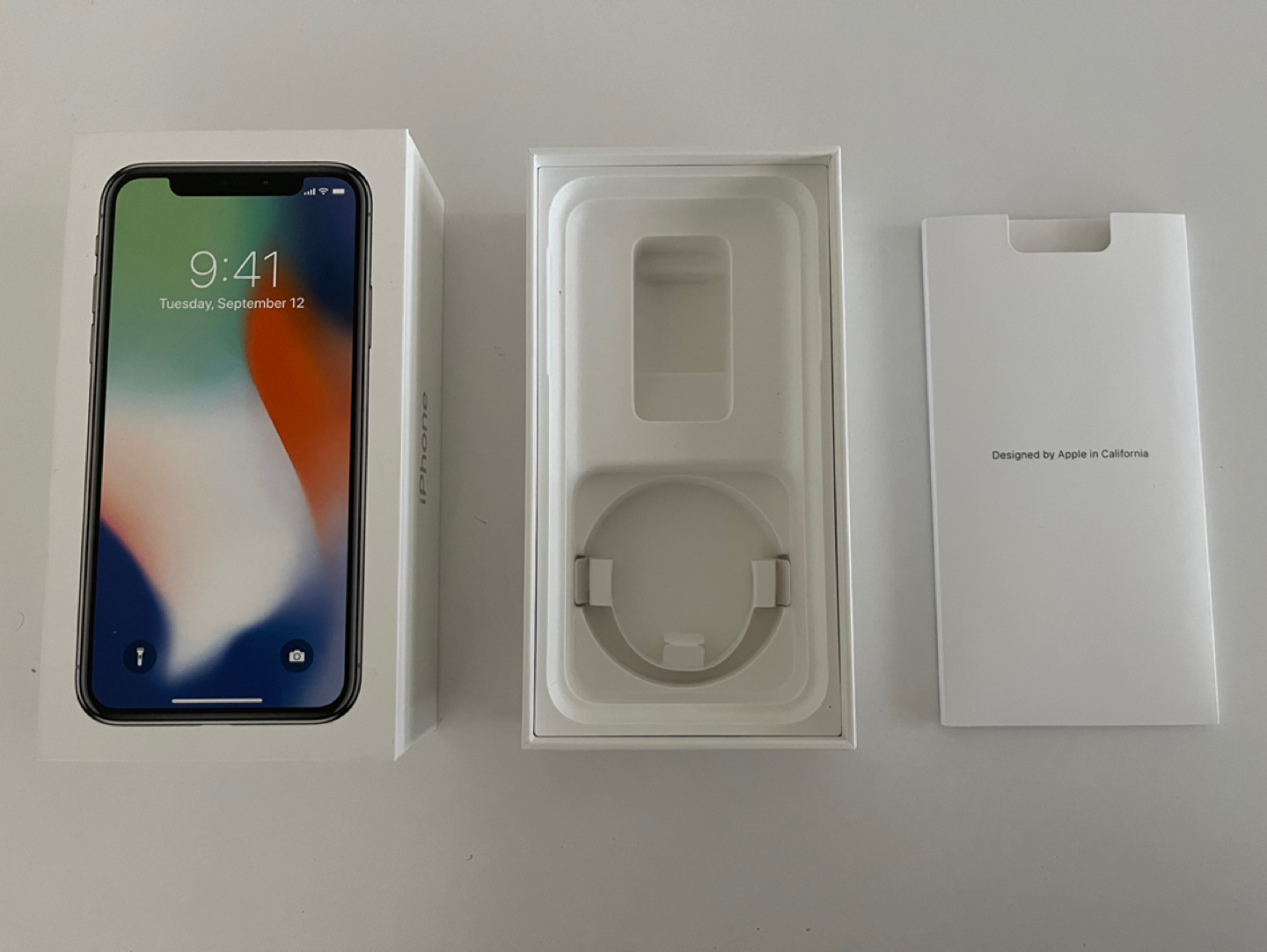 iPhone X/XS cases and iPhoneX box - photo 2