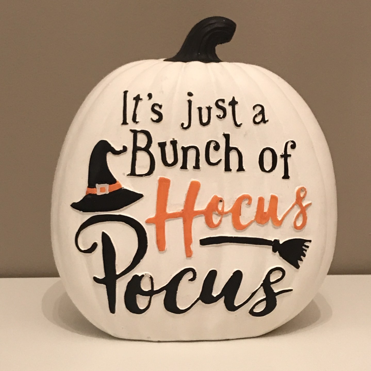 Halloween pumpkin decor with funny saying thumbnail