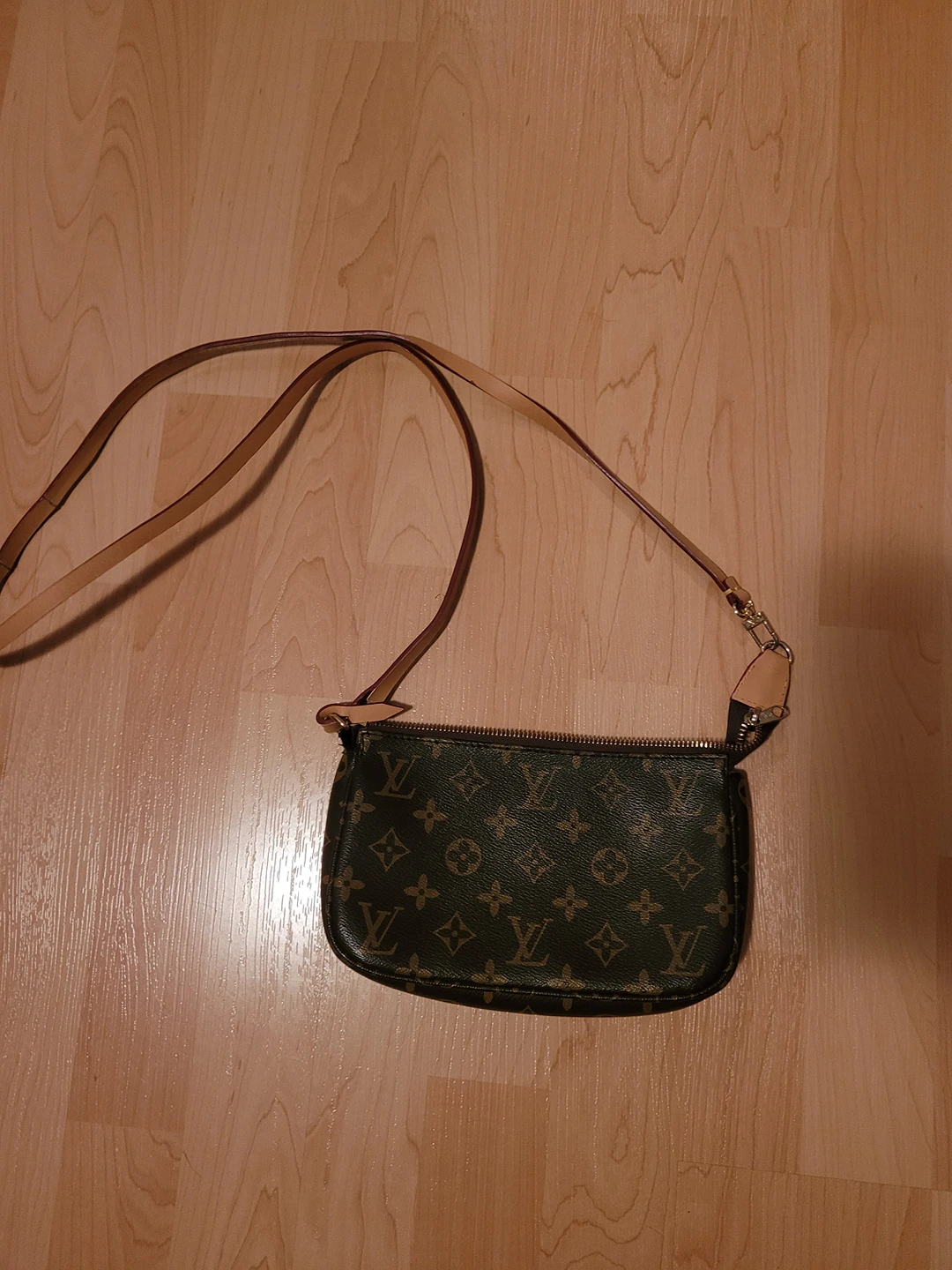 Louis Vuitton Paris purse (8.5x5.5inch) thumbnail