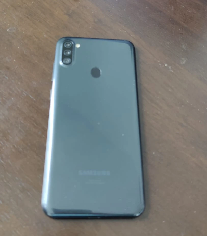 Samsung Galaxy A11 for sale - photo 2
