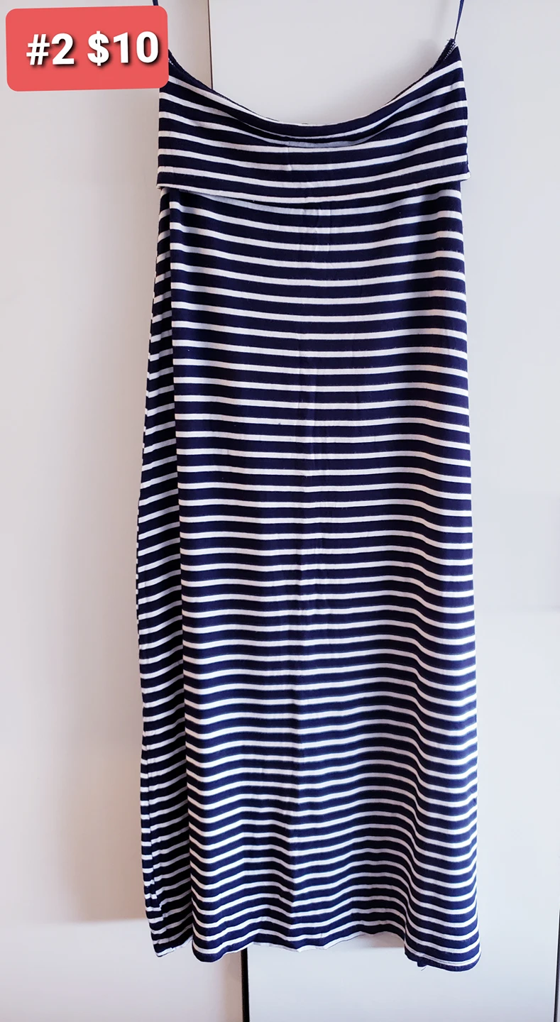 Women's Fashion - Size Medium image indicator(2)