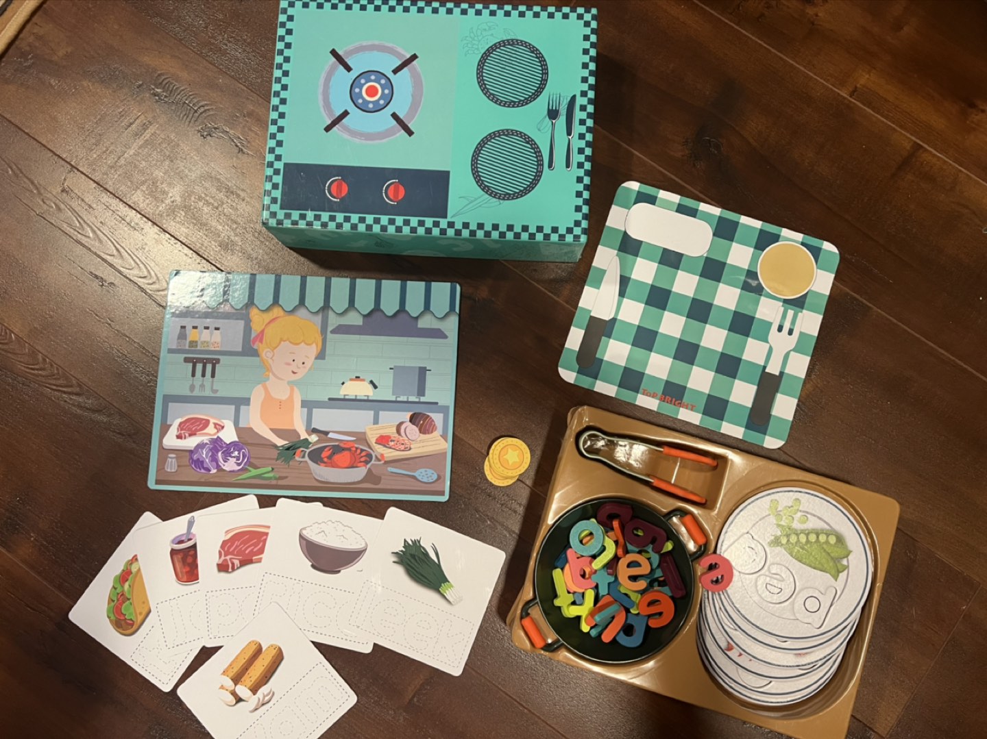 Montessori Toy, Chef Set with Spelling thumbnail