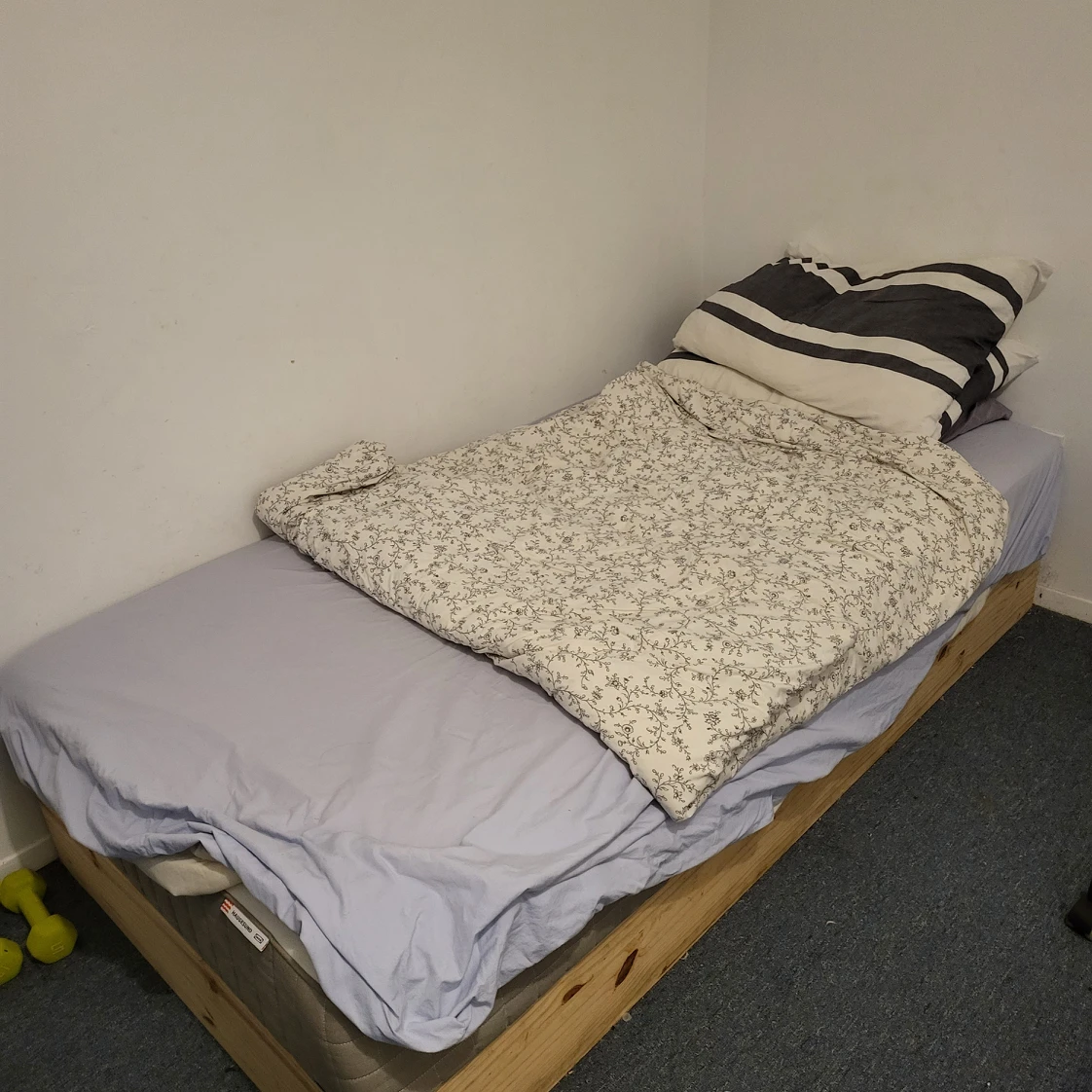 single bed with mattress