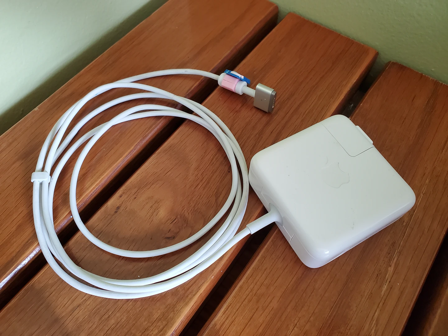 MacBook charger - photo 2