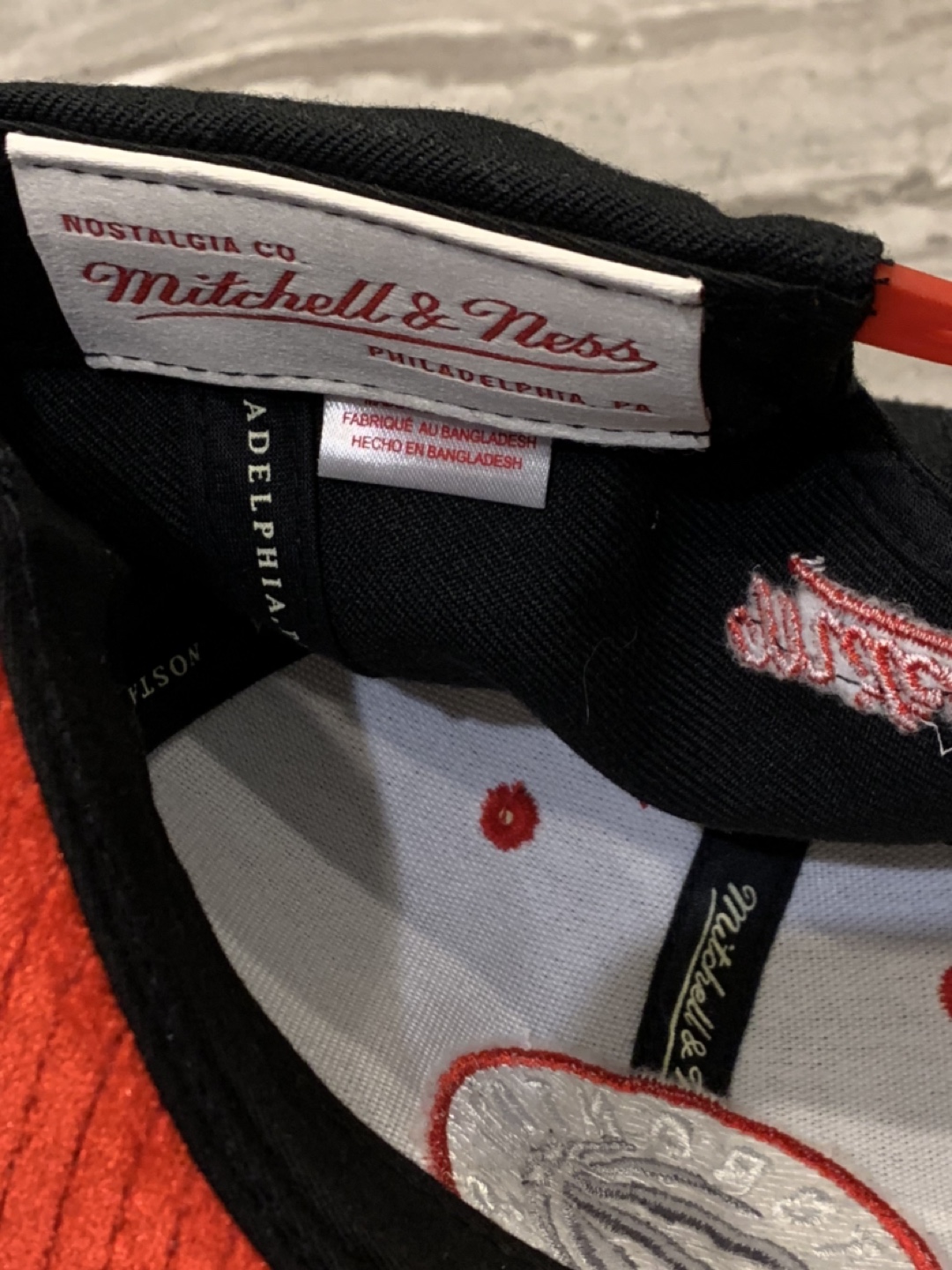 Raptors New NBA Collector’s adjustable Cap Price is firm image indicator(4)