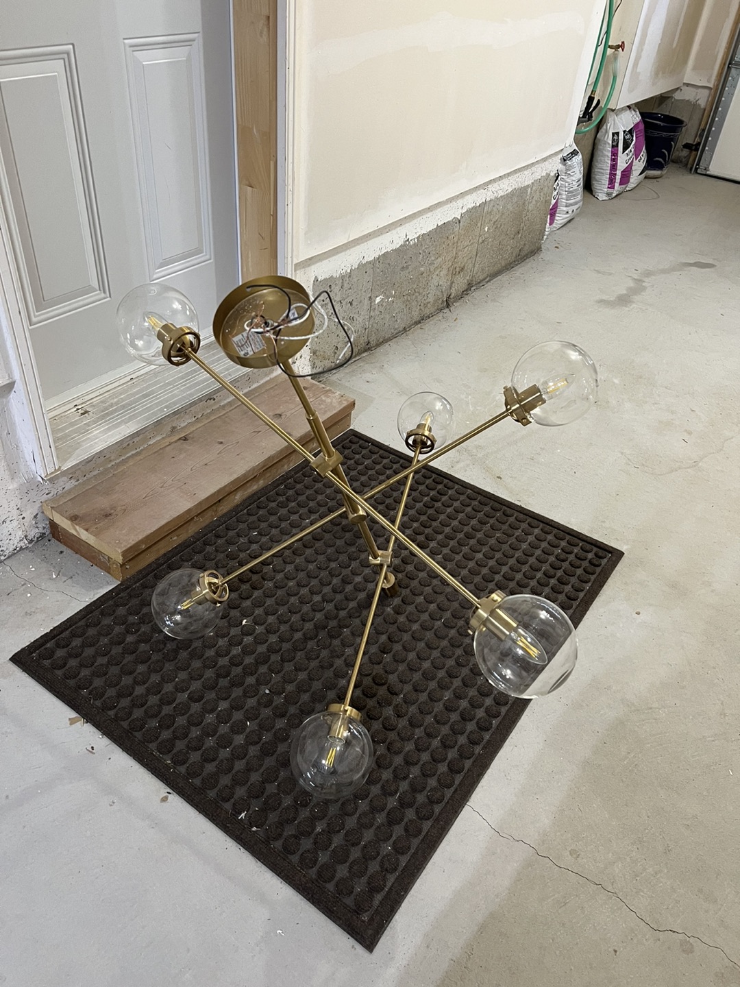 Kylo gold chandelier - photo 2