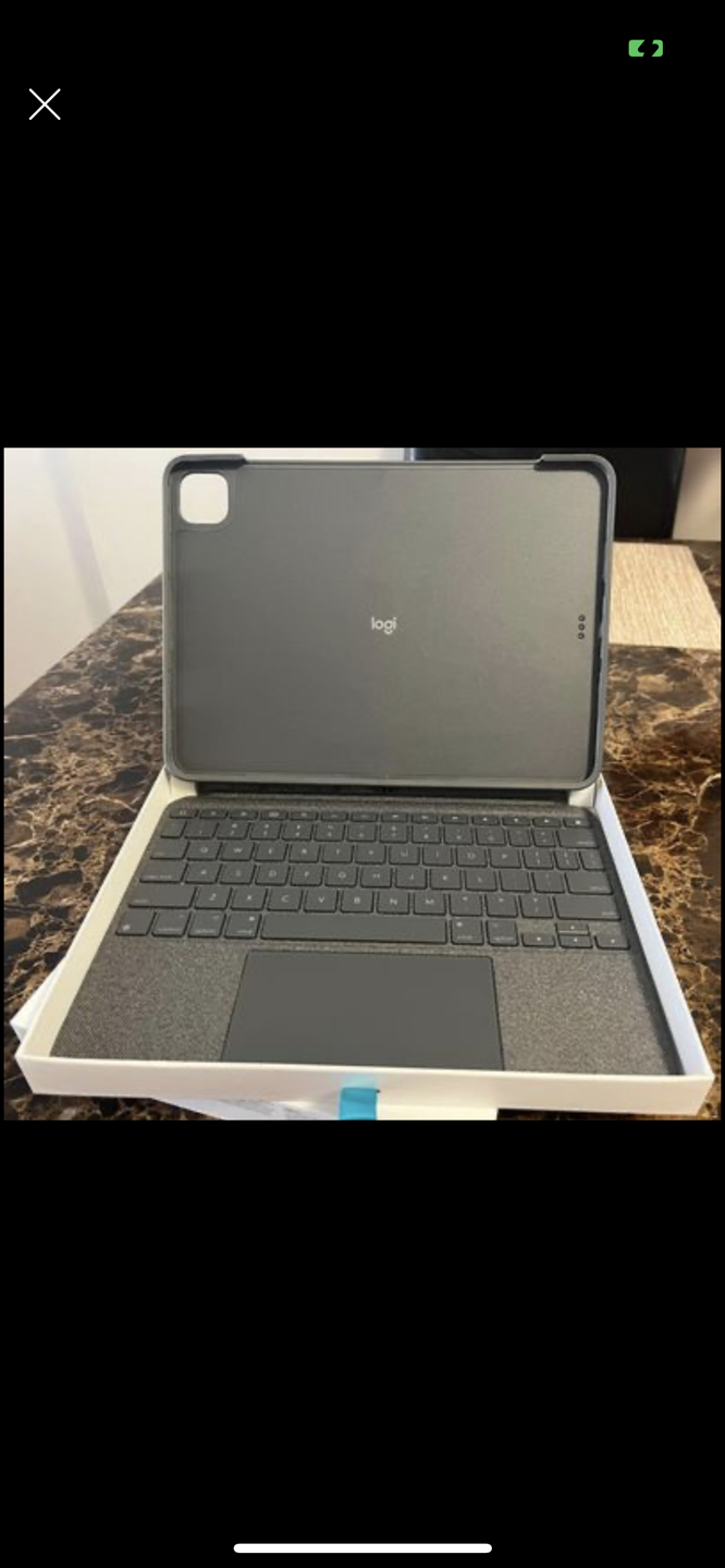 Logitech Combo Keyboard ipad pro 11 - photo 3