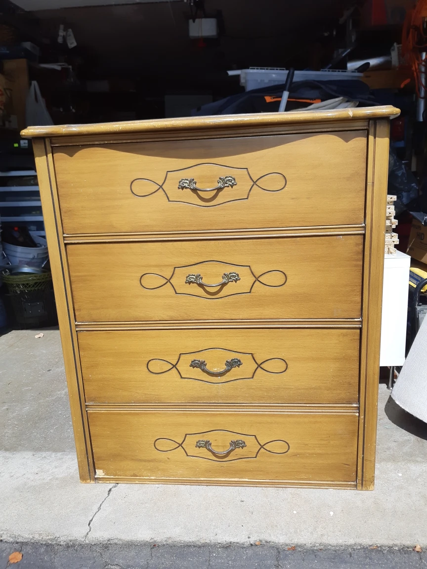 dresser - photo 3