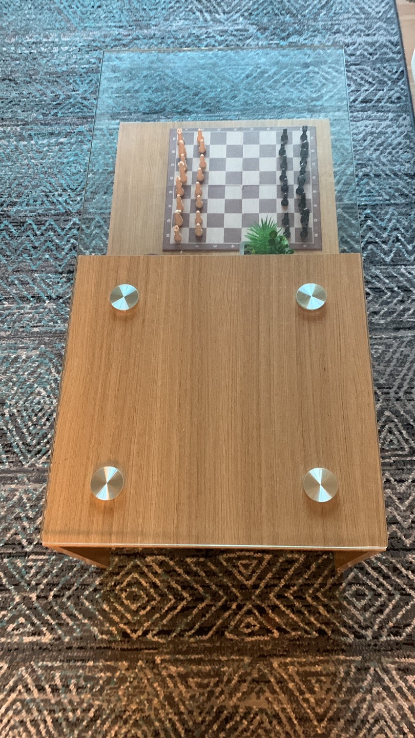 Coffee table for pickup - photo 2