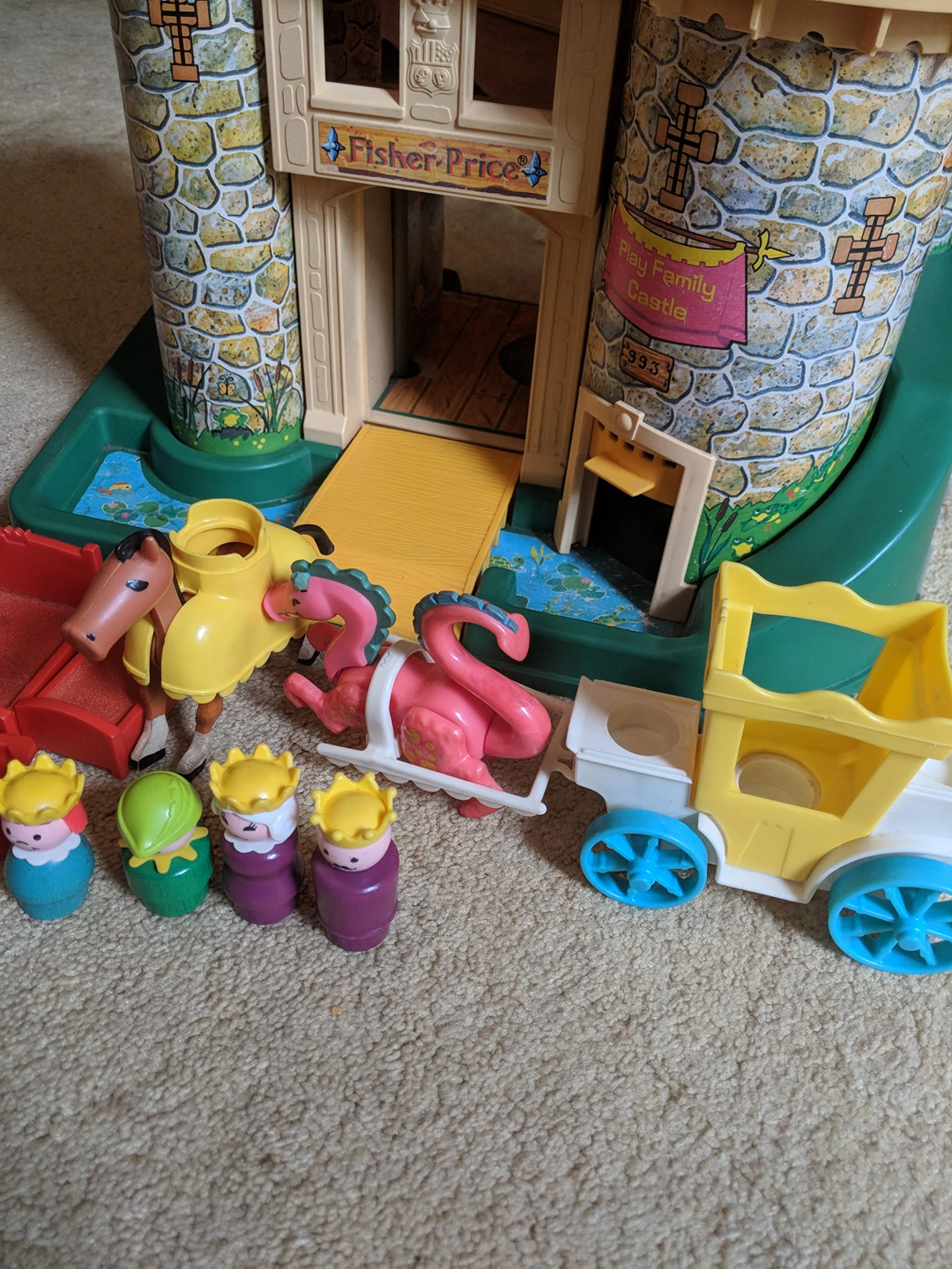 Vintage Fisher Price Play Family Castle playset from 1974 - photo 2