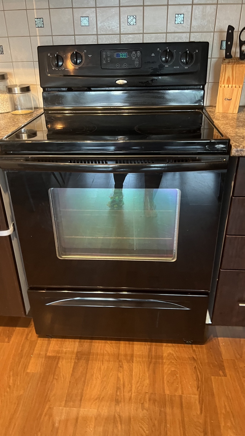Black whirlpool stove