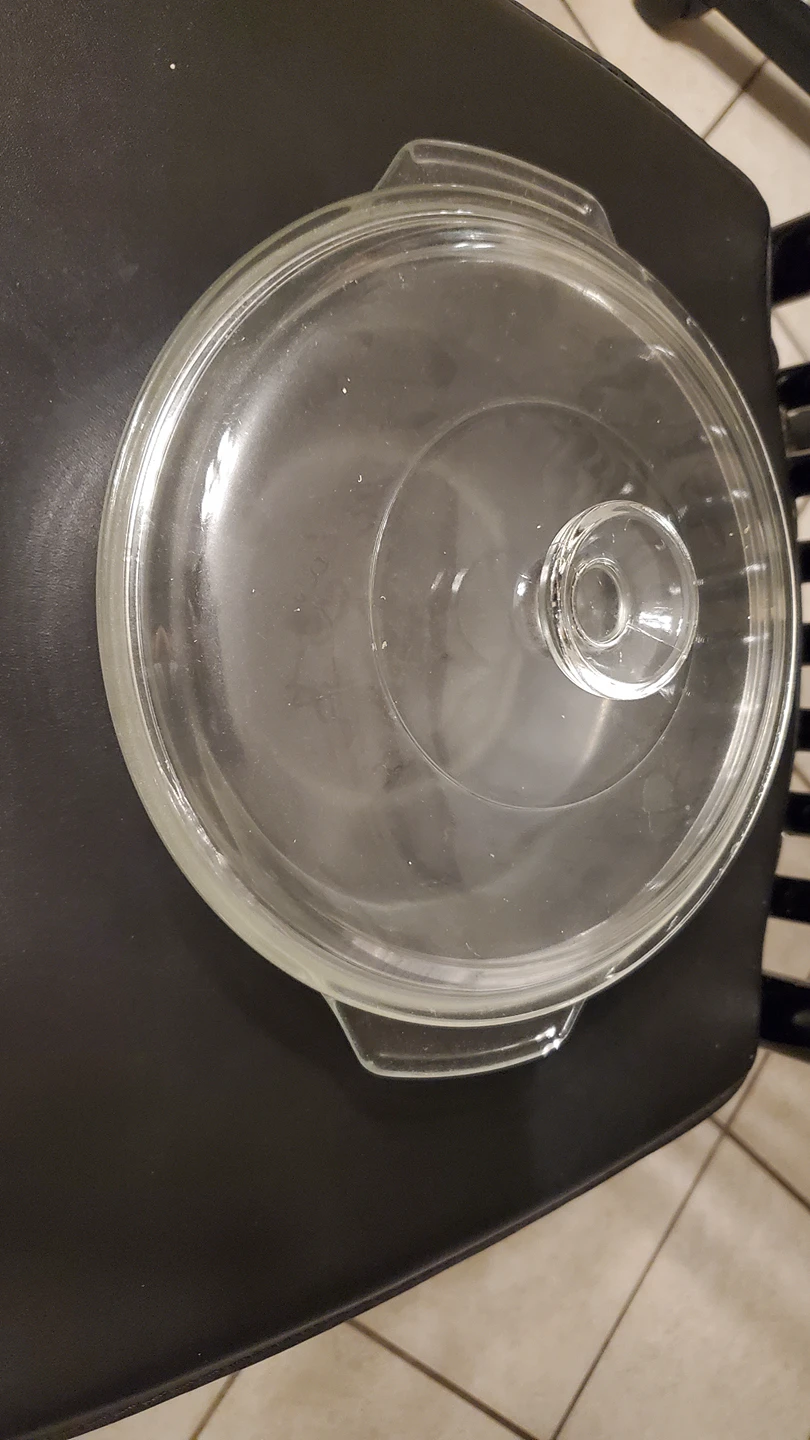 #freecycle Glass pot with Lid. Ovensafe and Microwave Safe