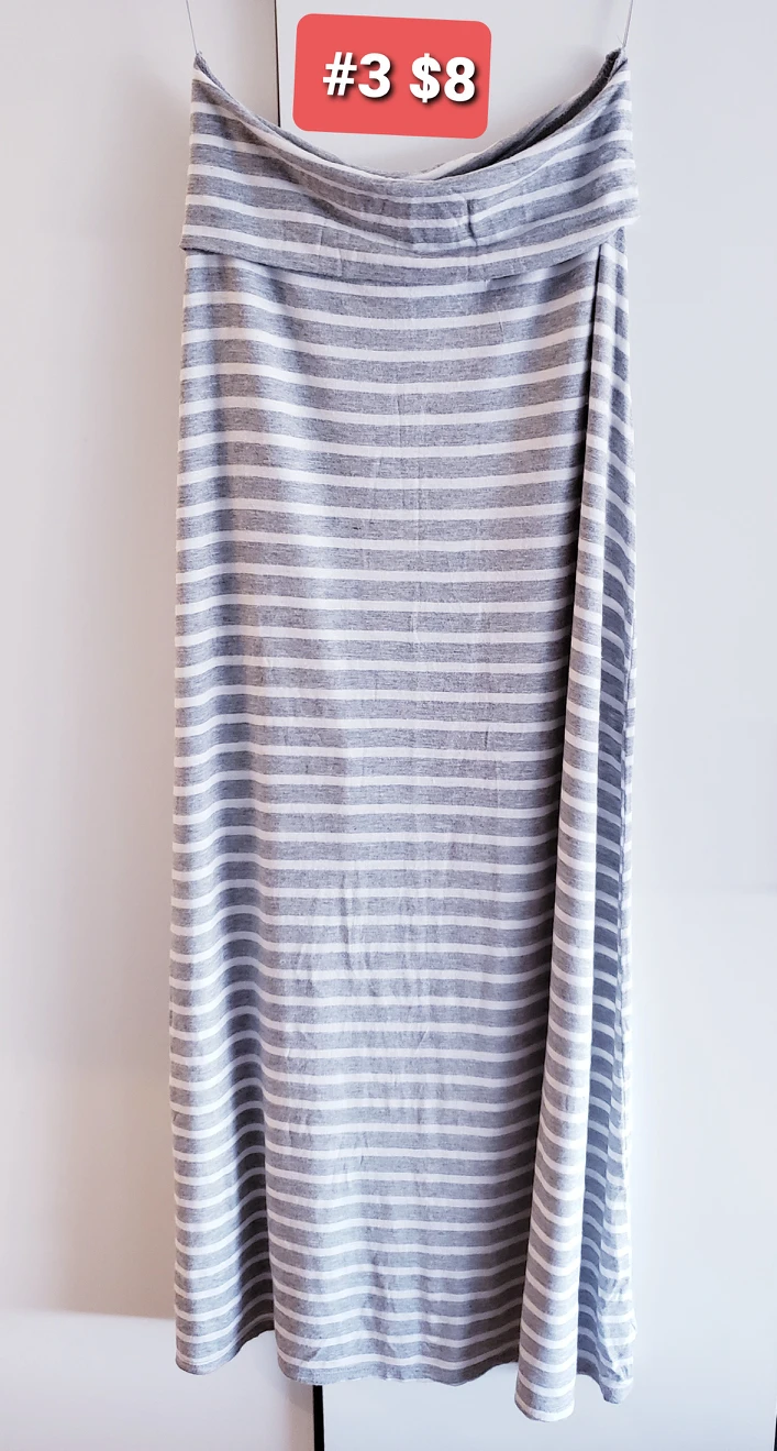 Women's Fashion - Size Medium image indicator(4)